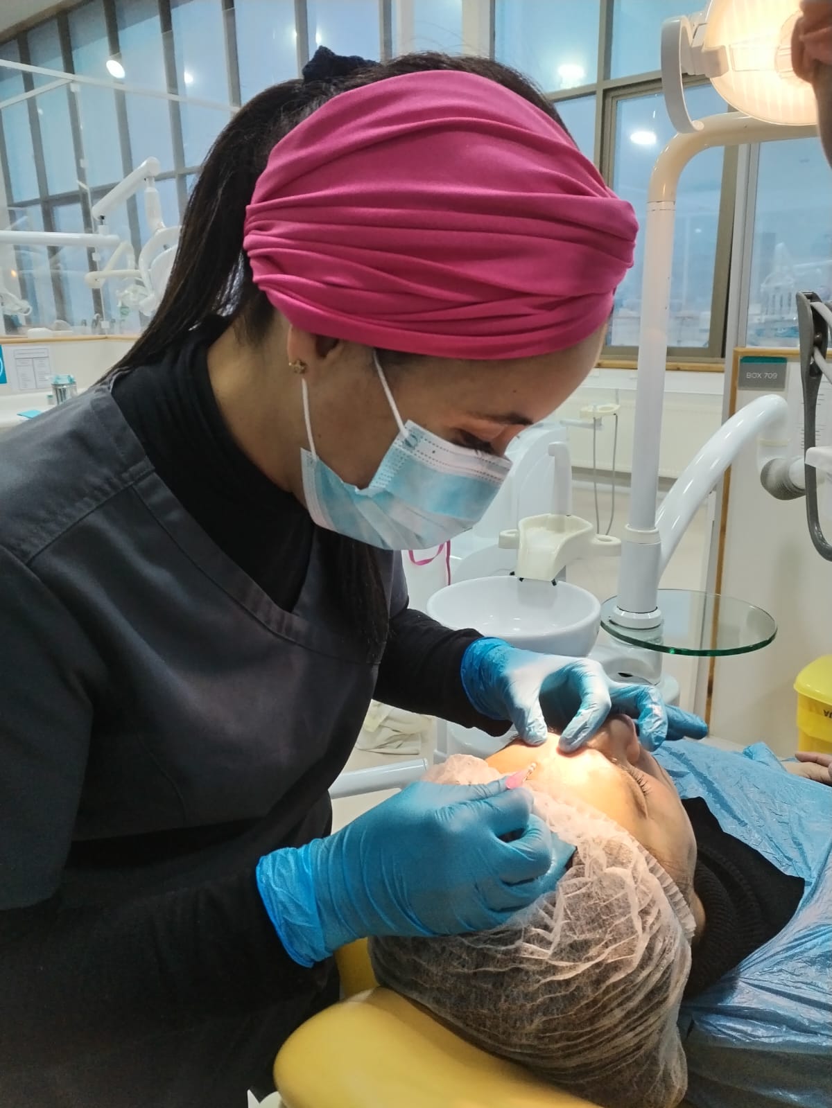 Rellenos y armonización facial con ácido hialurónico